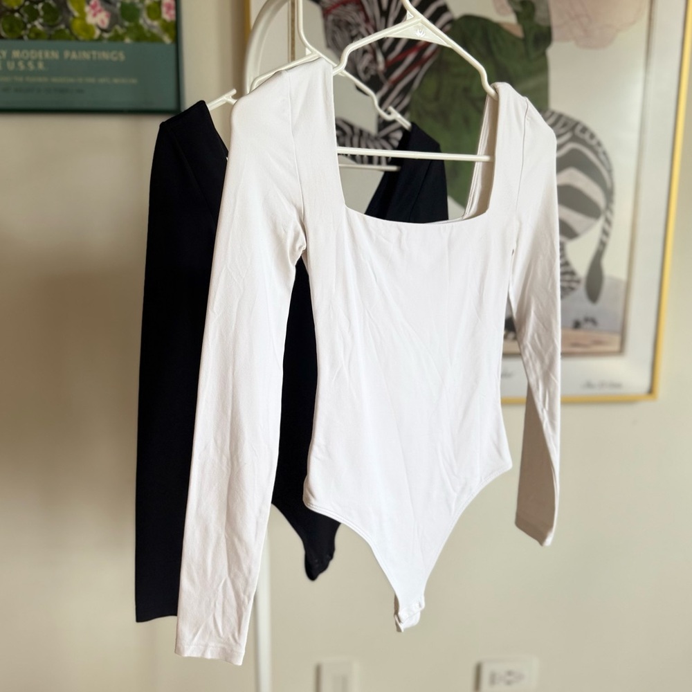 Set of 2 Aritzia Babaton Original Contour Squareneck Long Sleeve Bodysuits